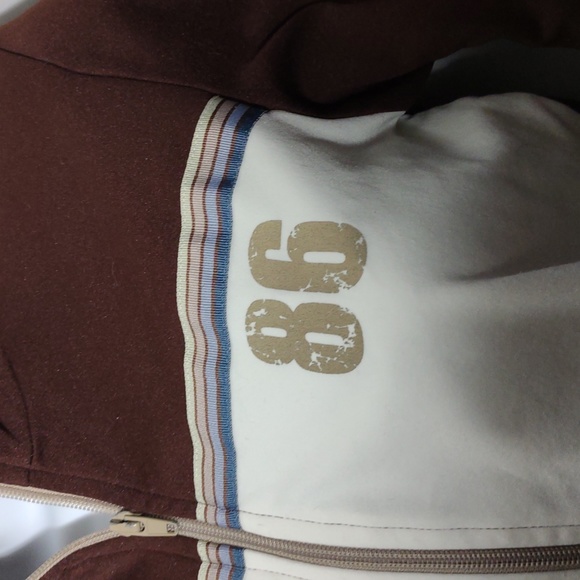 Vintage 90's warm up in size small - Picture 3 of 6